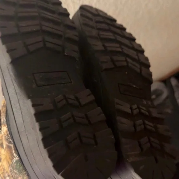 Boots - Picture 3 of 3